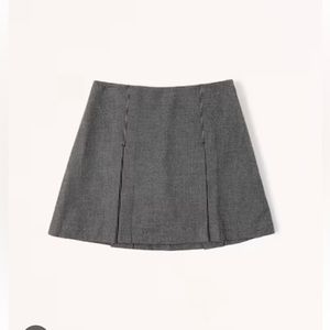 ISO Abercrombie Skort !!!!!!